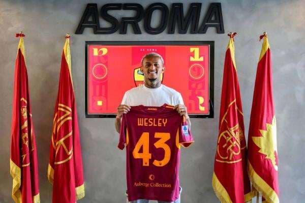 AS Roma Resmi Rekrut Wesley França dari Flamengo AS Roma Resmi Rekrut Wesley França dari Flamengo