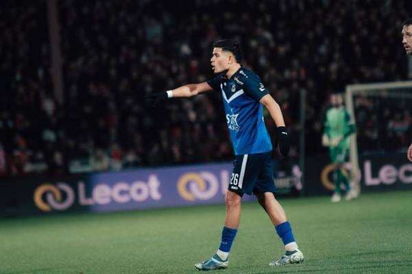 Ragnar Oratmangoen Menghilang dari Skuad FCV Dender di 2 Laga Terakhir, Kenapa? Ragnar Oratmangoen Menghilang dari Skuad FCV Dender di 2 Laga Terakhir, Kenapa?