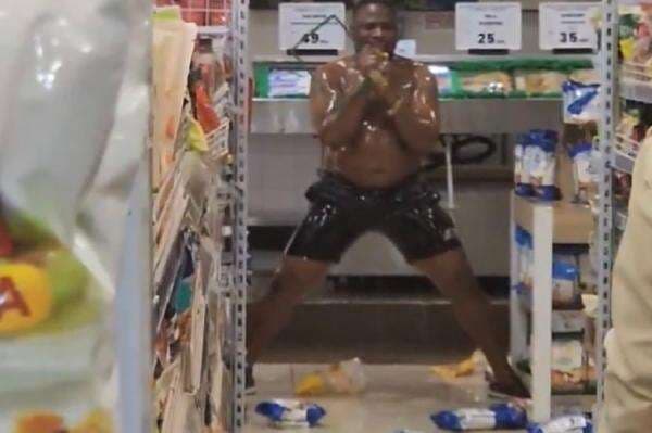 Viral WNA Nigeria Ngamuk di Kalibata City, Siram Badan Pakai Minyak Goreng Viral WNA Nigeria Ngamuk di Kalibata City, Siram Badan Pakai Minyak Goreng