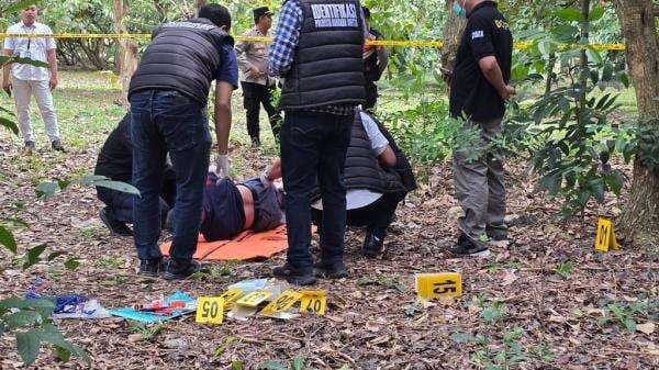 WNA China Ditemukan Tewas Gantung Diri di Kawasan Bandara Soetta WNA China Ditemukan Tewas Gantung Diri di Kawasan Bandara Soetta