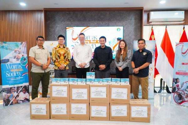 Worcas Group Gandeng BAIS TNI Salurkan 500 Paket Sembako dan 1.000 Tensimeter Worcas Group Gandeng BAIS TNI Salurkan 500 Paket Sembako dan 1.000 Tensimeter