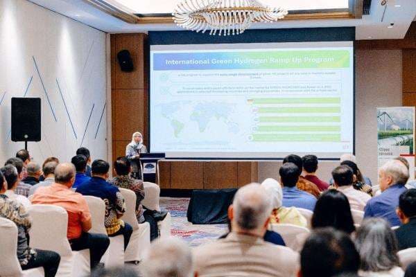 Wujudkan Dekarbonisasi, Indonesia Berpotensi Kembangkan Energi Hijau Hidrogen Wujudkan Dekarbonisasi, Indonesia Berpotensi Kembangkan Energi Hijau Hidrogen