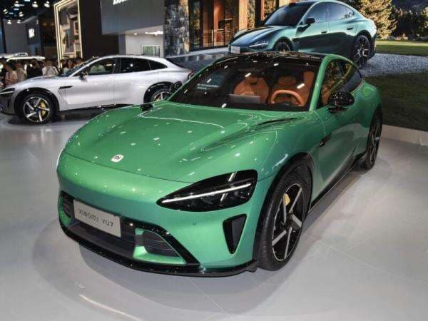 Xiaomi YU7 Terjual 200.000 Unit hanya 3 Menit setelah Diluncurkan Xiaomi YU7 Terjual 200.000 Unit hanya 3 Menit setelah Diluncurkan