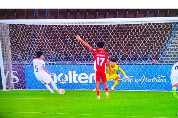 Hasil Timnas Indonesia U-17 vs Yaman U-17: Kebobolan Penalti, Garuda Asia Masih Unggul 2-1 Hasil Timnas Indonesia U-17 vs Yaman U-17: Kebobolan Penalti, Garuda Asia Masih Unggul 2-1