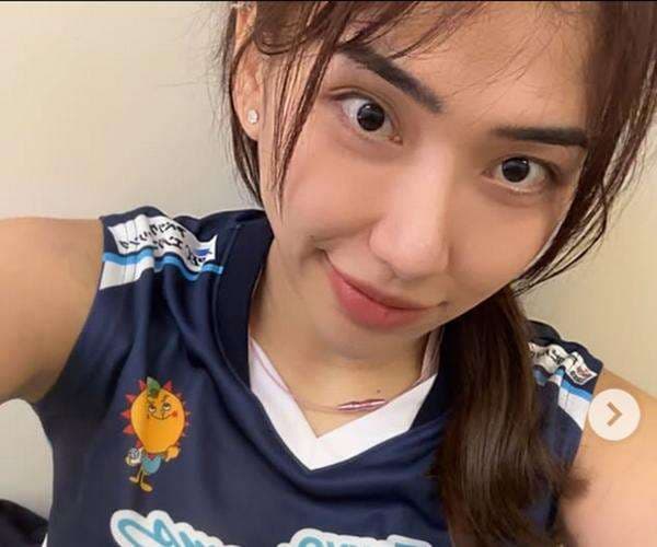 Pesan Menyentuh Yolla Yuliana untuk Pemain Junior Usai Resmi Pensiun dari Timnas Voli Putri Indonesia Pesan Menyentuh Yolla Yuliana untuk Pemain Junior Usai Resmi Pensiun dari Timnas Voli Putri Indonesia