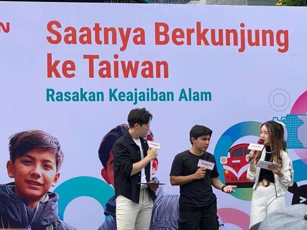 YouTuber Andrew Kalaweit Bagikan Pengalaman Seru Wisata Alam di Taiwan, Cuma 1 Jam dari Taipei! YouTuber Andrew Kalaweit Bagikan Pengalaman Seru Wisata Alam di Taiwan, Cuma 1 Jam dari Taipei!