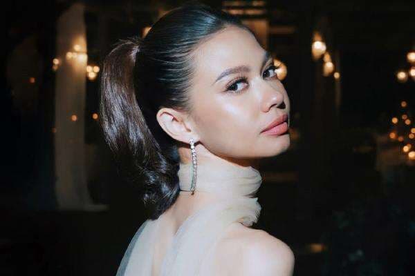 7 Artis Cantik Indonesia Berdarah Jepang 7 Artis Cantik Indonesia Berdarah Jepang