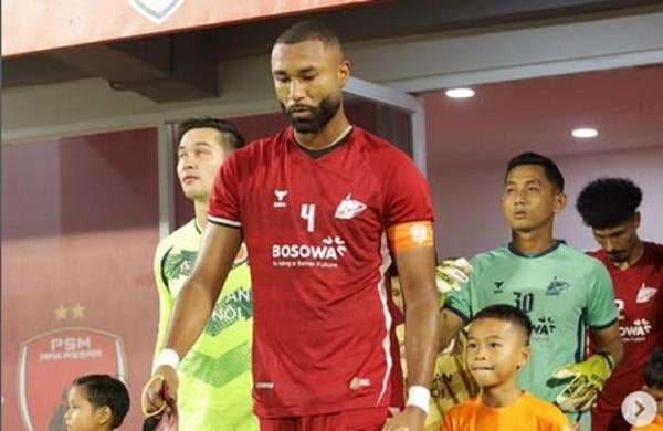 BREAKING NEWS: Bek PSM Makassar Yuran Fernandes Dilarang Main 1 Tahun dan Denda Rp25 Juta Setelah Kritik Sepakbola Indonesia! BREAKING NEWS: Bek PSM Makassar Yuran Fernandes Dilarang Main 1 Tahun dan Denda Rp25 Juta Setelah Kritik Sepakbola Indonesia!