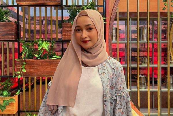 Profil Zahra, Peserta Termuda MasterChef Indonesia Season 12 yang Bercita-cita Punya Pastry Shop Profil Zahra, Peserta Termuda MasterChef Indonesia Season 12 yang Bercita-cita Punya Pastry Shop