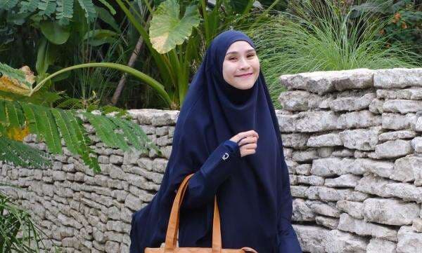 Ogah Beli Tas Branded Ratusan Juta, Zaskia Adya Mecca: Fungsinya Sama Ogah Beli Tas Branded Ratusan Juta, Zaskia Adya Mecca: Fungsinya Sama