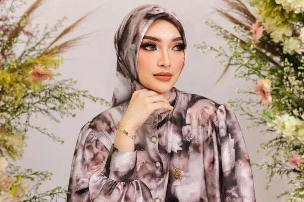 Selamat, Zaskia Gotik Melahirkan Anak Ketiga Berjenis Kelamin Laki-laki Selamat, Zaskia Gotik Melahirkan Anak Ketiga Berjenis Kelamin Laki-laki