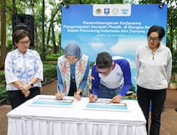 AQUA dan Ikatan Pemulung Indonesia Jalin Kerja Sama Mengurangi Sampah Plastik di Destinasi Wisata Prioritas Bangka Belitung