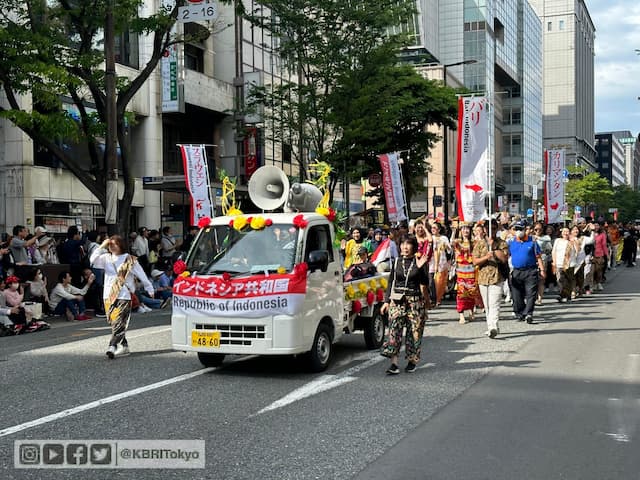 Angklung, Tari Bali, Saman, dan Topeng Ireng Pukau Ribuan Penonton Festival Hakata Dontaku Fukuoka