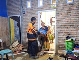 BAZNAS Tanggap Bencana Respons Cepat Korban Banjir dan Longsor di Sulsel